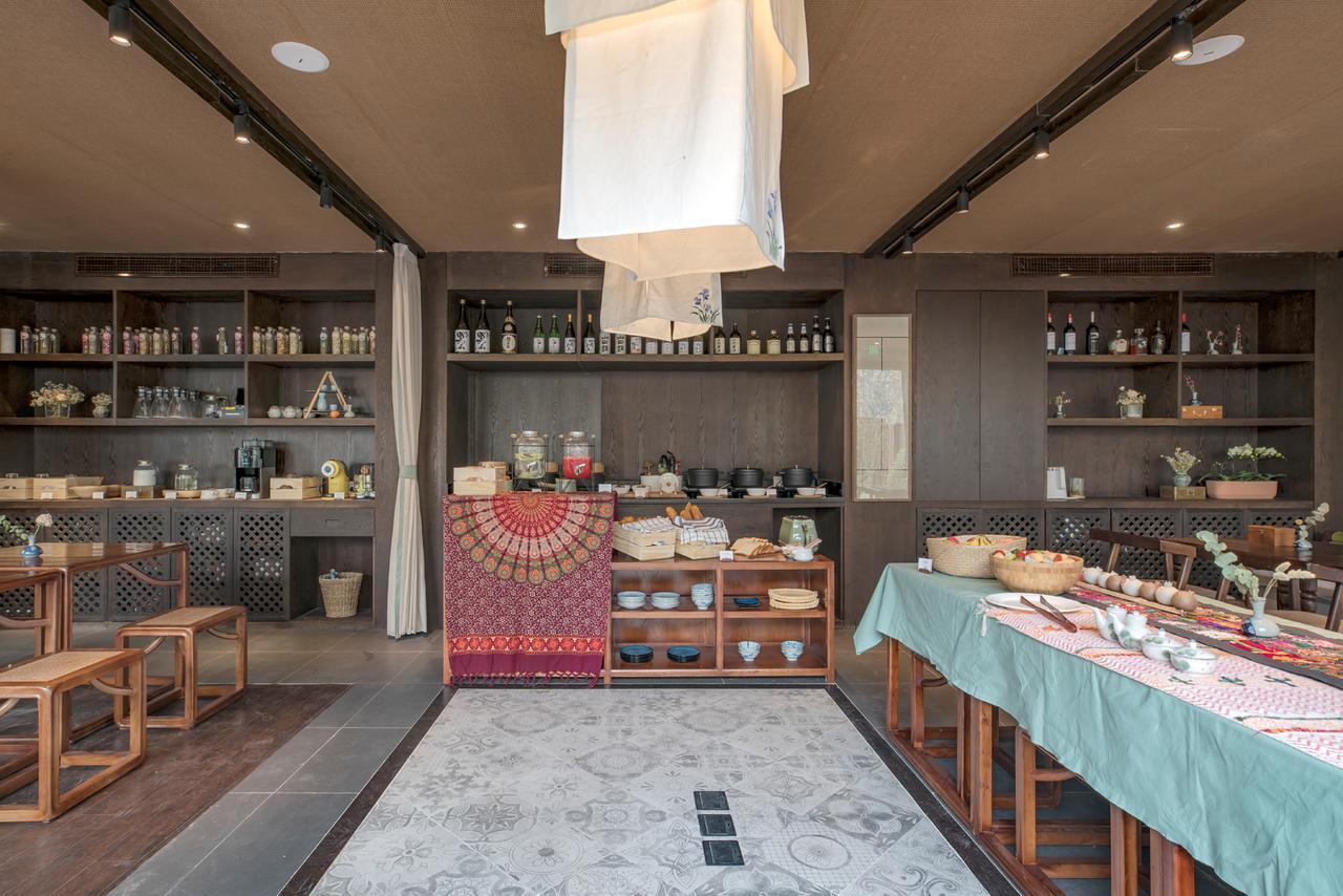 Dasein Youlan Hotel-Near The Forbidden City, Tiananmen Square, Guijie Street, Beihai Park, Jingshan Park, And Yonghe Temple Пекін Екстер'єр фото